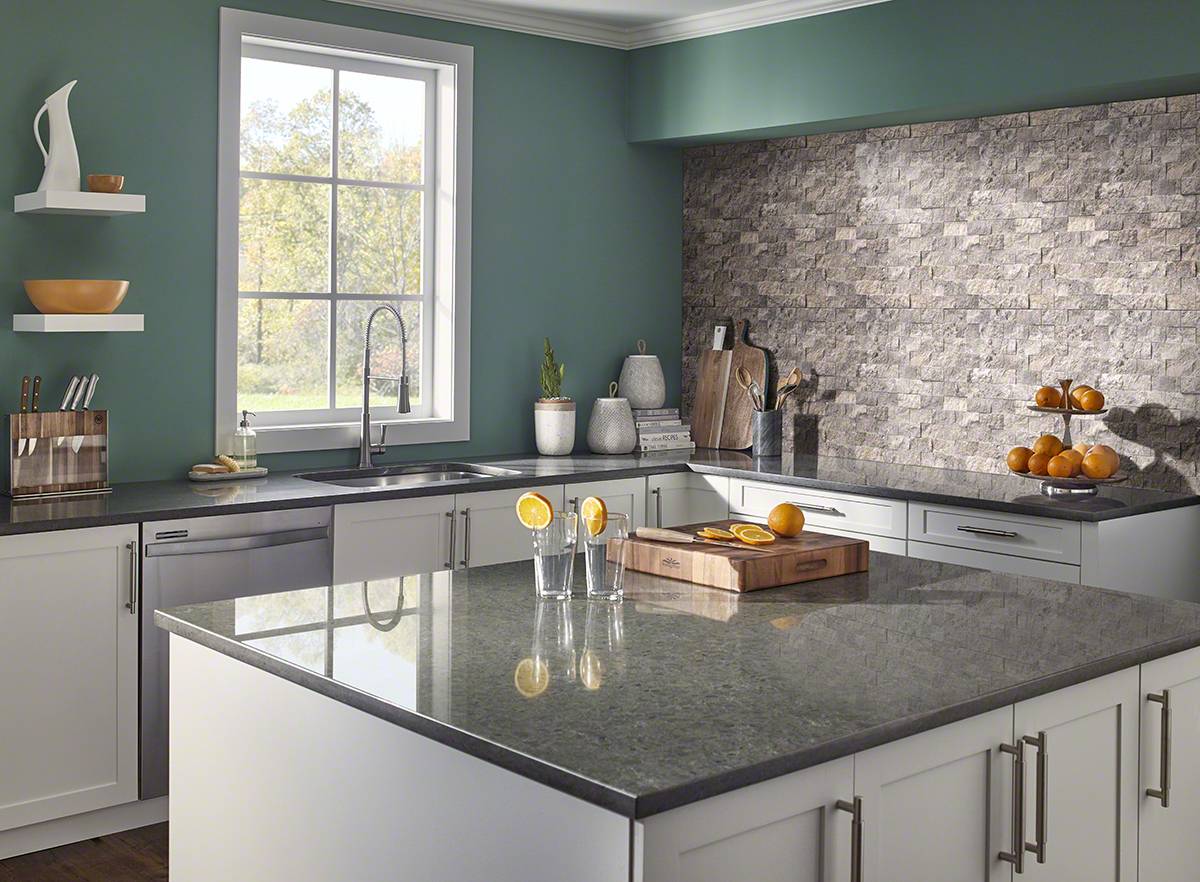 SILVER TRAVERTINE 2X4 SPLIT FACE
